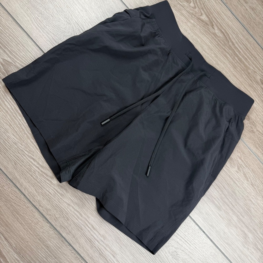 Lululemon Mens Pace Breaker Linerless Athletic Shorts Black S